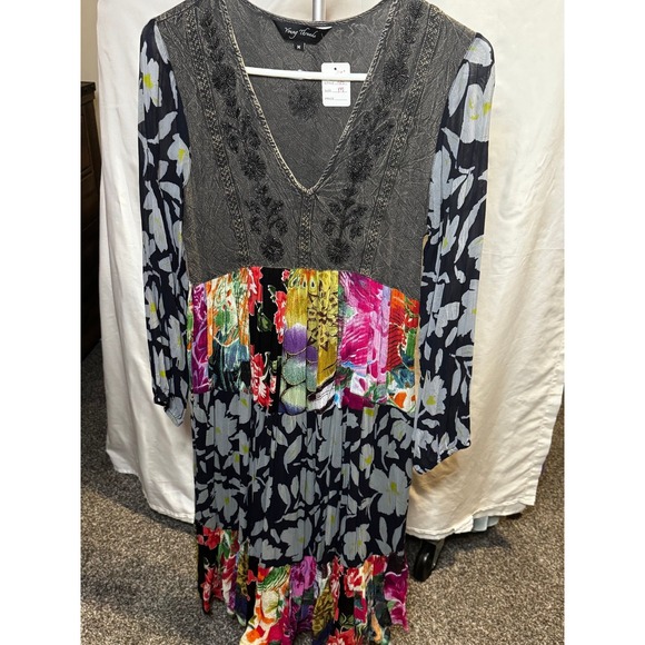 Young Threads Dresses & Skirts - 030 Young Threads Mixed Media Patchwork Beaded Boho Midi Dress Grey Floral M